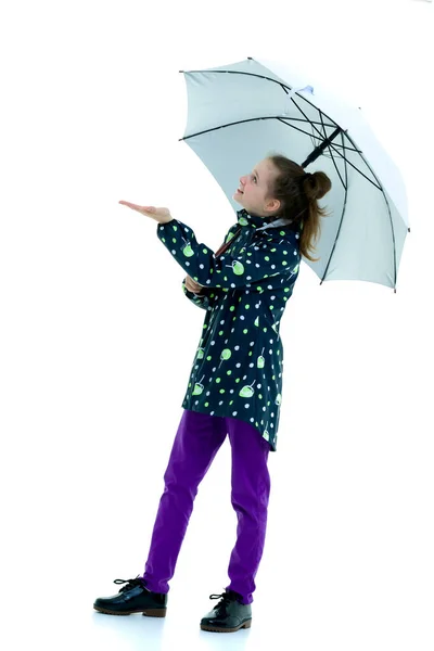 Little Girl Hid Umbrella Held Out Her Hand — Stock Photo, Image