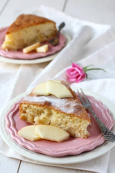 Slice Homemade Apple Sponge Cake Pink Plate — Stock Photo, Image