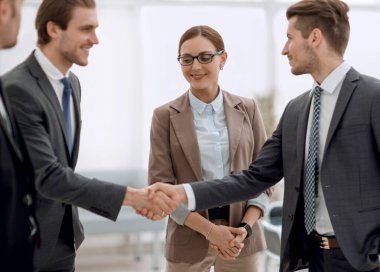 iş ortakları ofisinde bekle