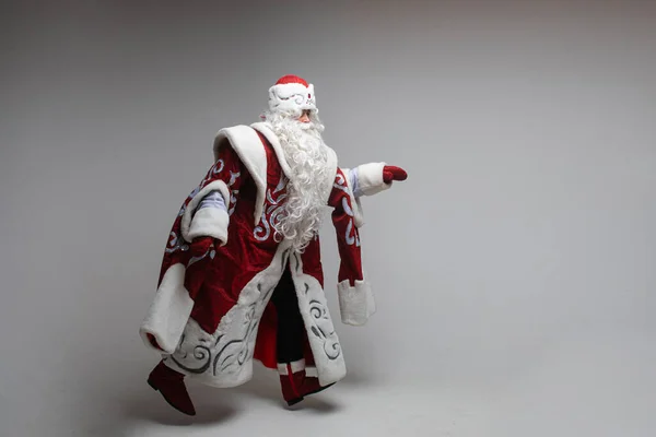 Восхитительный Санта Клаус Белой Бородой — стоковое фото