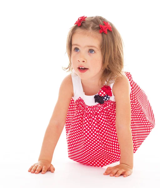Pembe Elbiseli Neşeli Küçük Kız — Stok fotoğraf