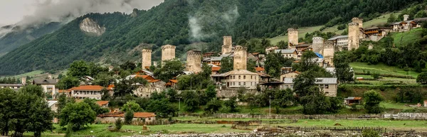 Panoramik Mestia Köyüne Georgia — Stok fotoğraf