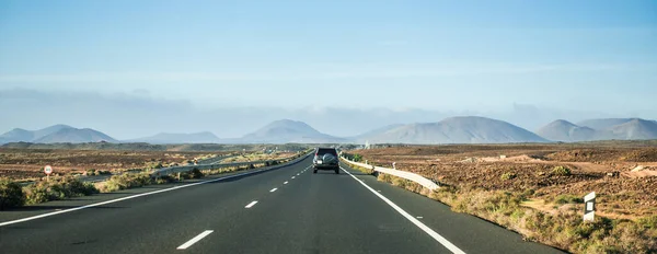 Car Driving Away Mountains Canary Island Desert — Stock Photo, Image