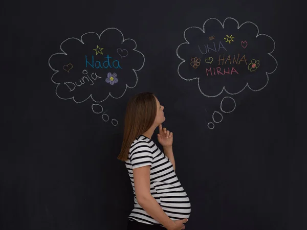 Zwanger Vrouw Denken Voorkant Van Zwart Schoolbord — Stockfoto