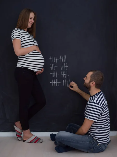 Zwanger Paar Rekeningen Week Van Zwangerschap — Stockfoto