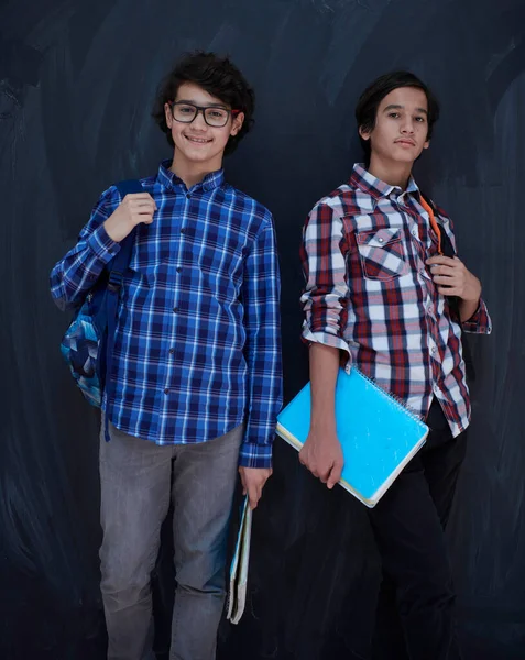 Δύο Άραβες Έφηβοι Αδελφοί — Φωτογραφία Αρχείου