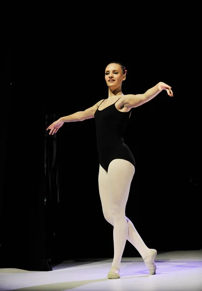 Menina Ballet Palco — Fotografia de Stock