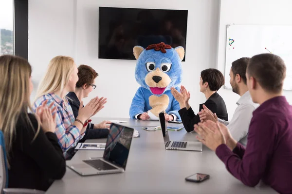 Boss Dressed Bear Having Fun Business People Trendy Office — Stock Photo, Image