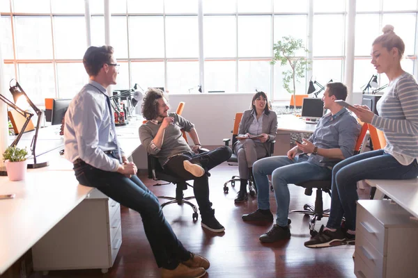 Young Business Team Meeting Modern Office Building — Stock Photo, Image
