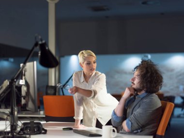 gece başlangıç Office tasarımcılar