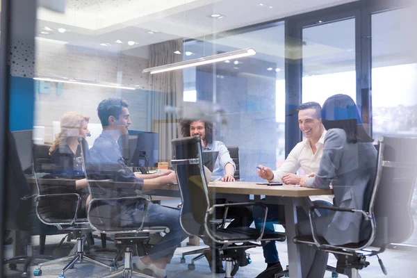 Business Team Meeting Modern Office Building – stockfoto
