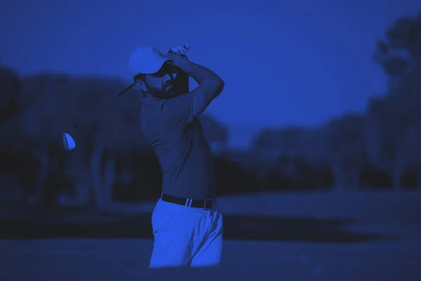 Pro Golfer Hitting Sand Bunker Shot — Stock Photo, Image