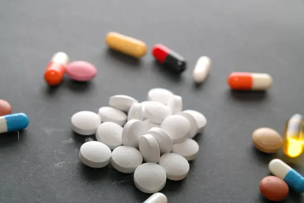 Gesundheitskonzept Pharmazeutische Pillen — Stockfoto