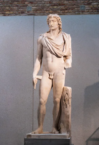 Κολοσσιαίο Άγαλμα Του Helios Neues Museum Βερολίνο — Φωτογραφία Αρχείου