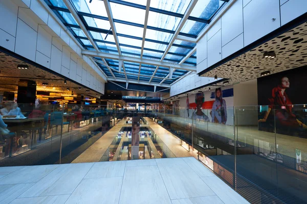 Köpcentrum Inomhus Utsikt — Stockfoto