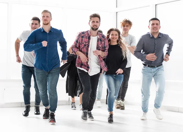 Group Diverse Young People Running Forward — Stock Photo, Image