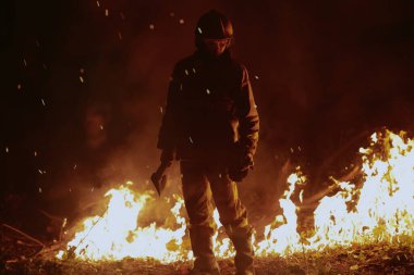 İşteki itfaiyeci portresi