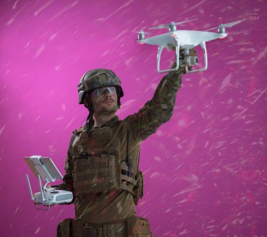 Asker dron teknisyeninin portresi