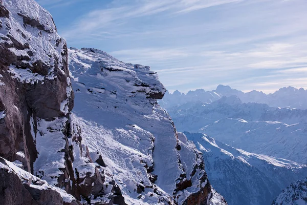 Красивый Пейзаж Горы Зимой — стоковое фото
