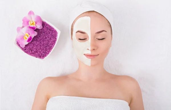 Máscara Facial Tratamento Beleza Spa Cuidados Com Pele — Fotografia de Stock