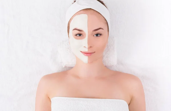 Máscara Facial Tratamento Beleza Spa Cuidados Com Pele — Fotografia de Stock