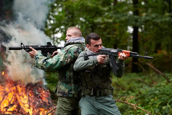 Military Soldiers Aiming Forest — Stock Photo, Image