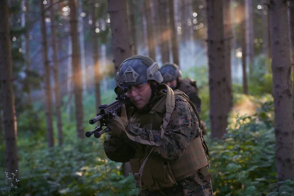 Modern Warfare Soldiers Squad Kampf — Stockfoto