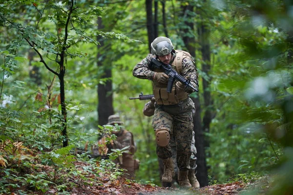 Modern Warfare Soldiers Squad Battle — Stock Photo, Image