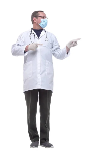Dalam Pertumbuhan Penuh Dokter Bertopeng Pelindung Menunjukkan Jempol Atas — Stok Foto