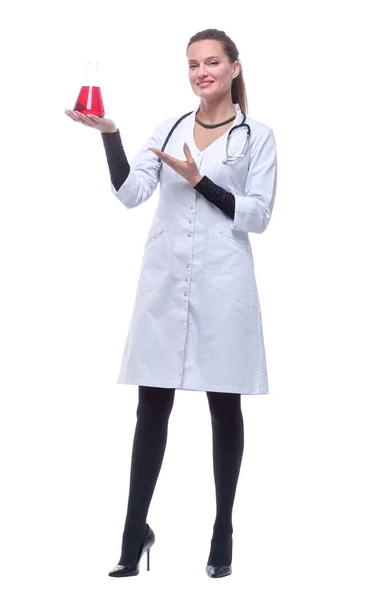 Tam Gelişim Mutlu Kadın Doktor Bir Laboratuarı Işaret Ediyor — Stok fotoğraf