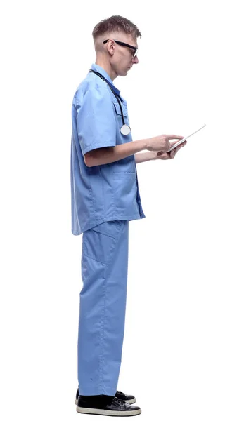 Side View Friendly Young Doctor Using Digital Tablet — Stock Photo, Image