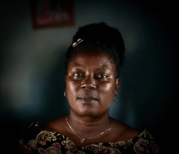 Yaşlı Afrikalı Zenci Kadın Portresi — Stok fotoğraf