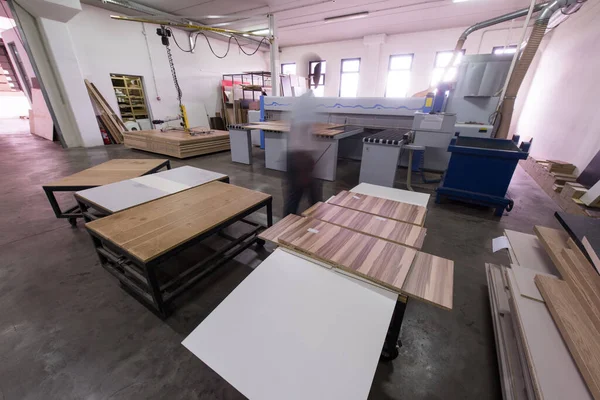 Worker Factory Wooden Furniture — Fotografia de Stock