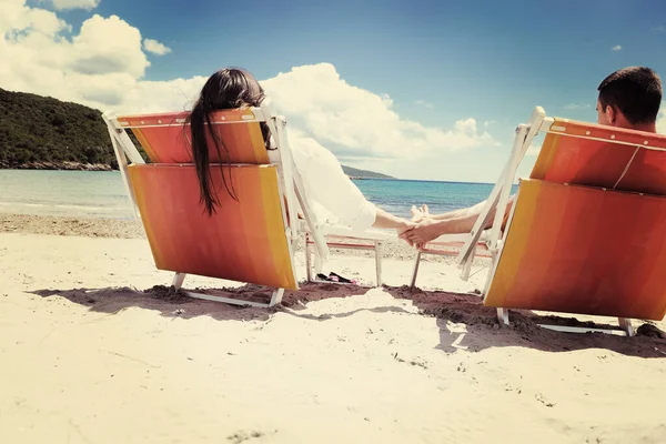 Happy Couple Have Fun Beach —  Fotos de Stock