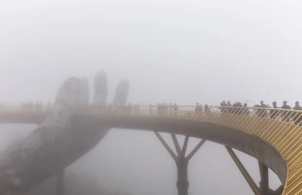 Danang Vietnam Gennaio 2019 Vista Nella Nebbia Del Golden Bridge — Foto Stock