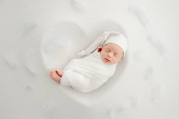 Bayi Laki Laki Yang Baru Lahir Dengan Latar Belakang Cahaya — Stok Foto