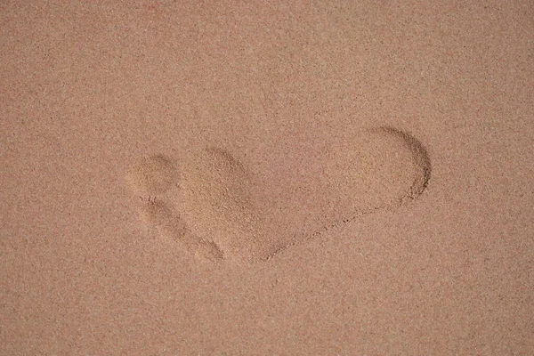 Impronte Umane Sulla Spiaggia Sabbiosa Vista Vicino — Foto Stock