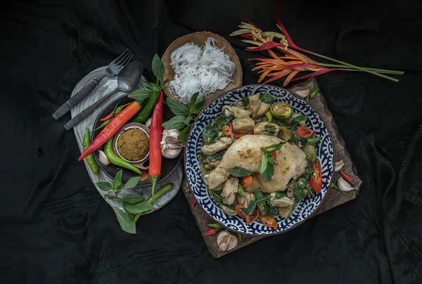 Green Curry Chicken Thai Eggplants Kaeng Khiao Wan Ceramic Bowl — Stock Photo, Image