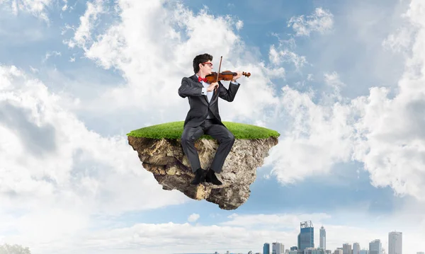 Young Businessman Violin City — Stock Photo, Image