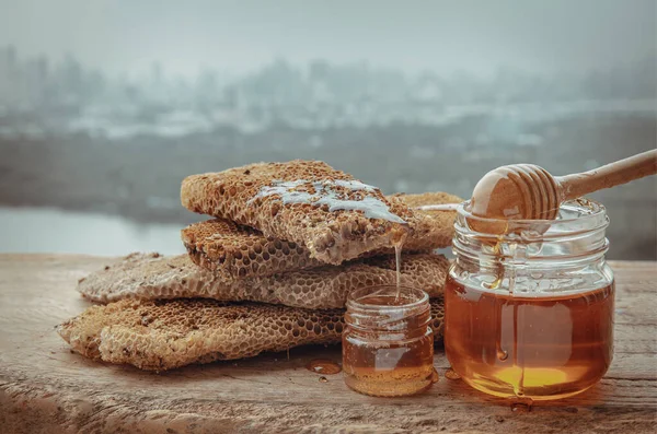 Delicious Honey Dripping Fresh Honeycombs Glass Jar Wooden Honey Dipper — Stock Photo, Image