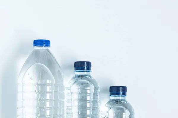 Tres Botellas Plástico Llenas Agua Mineral Desde Arriba — Foto de Stock