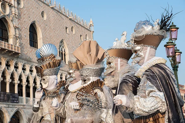 威尼斯面具节背景图 — 图库照片