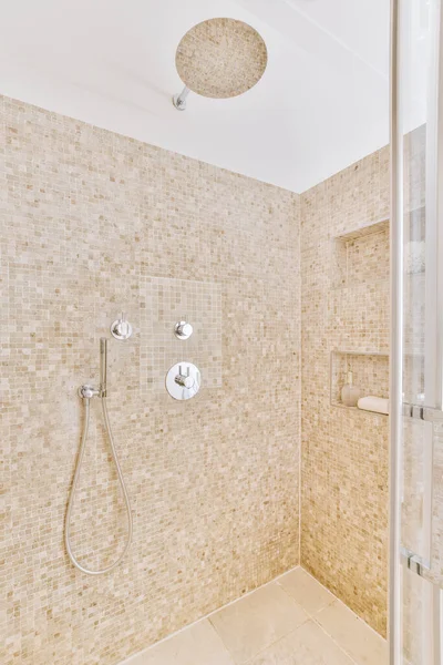 Baño Una Casa Moderna Acogedora —  Fotos de Stock