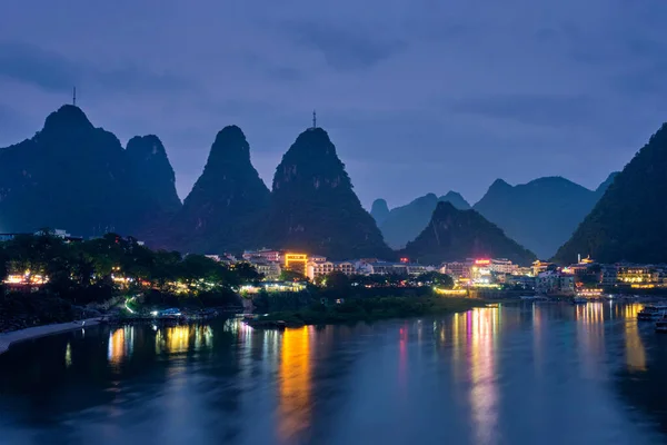 Yangshuo Stad Verlicht Avond China — Stockfoto