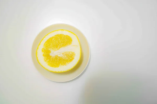 Image Grapefruit White Dish — ストック写真