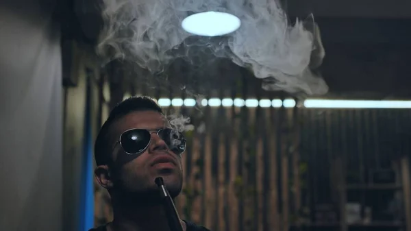 Arabic Jordanian Young Man Smokes Hookah — Stock Photo, Image