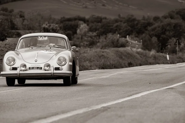 Italy 2020 Porsche 356 Speaedster Old Racing Car Rally Mille — 스톡 사진