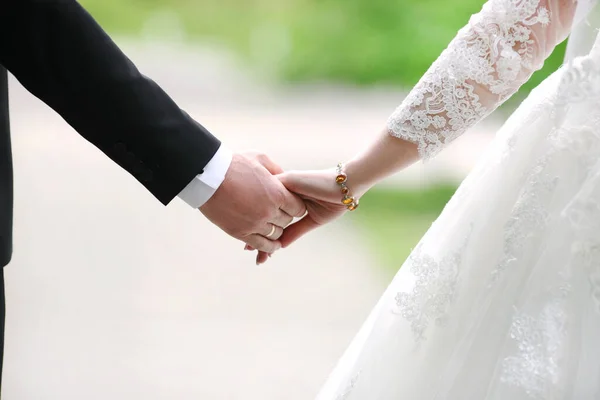 Closeup View Married Couple Holding Hands — Stock Photo, Image