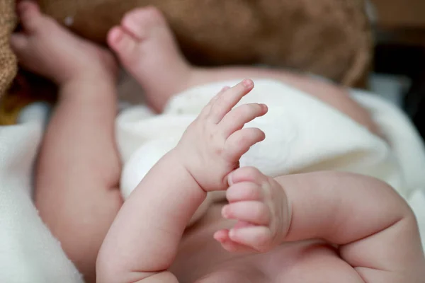 Babyfüße Und Hände Babyfüße Füße Und Hände Der Kinder Füße — Stockfoto