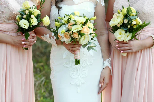 Bride Bridesmaids Holding Wedding Bouquets Hands — Stock Photo, Image